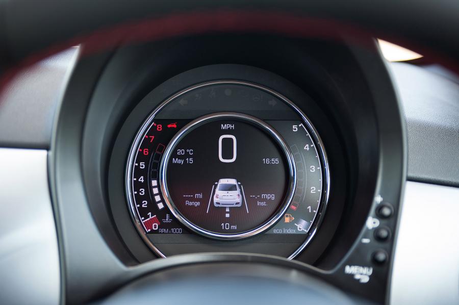  Fiat 500 2014 года  (UK) (фото 6 из 6)